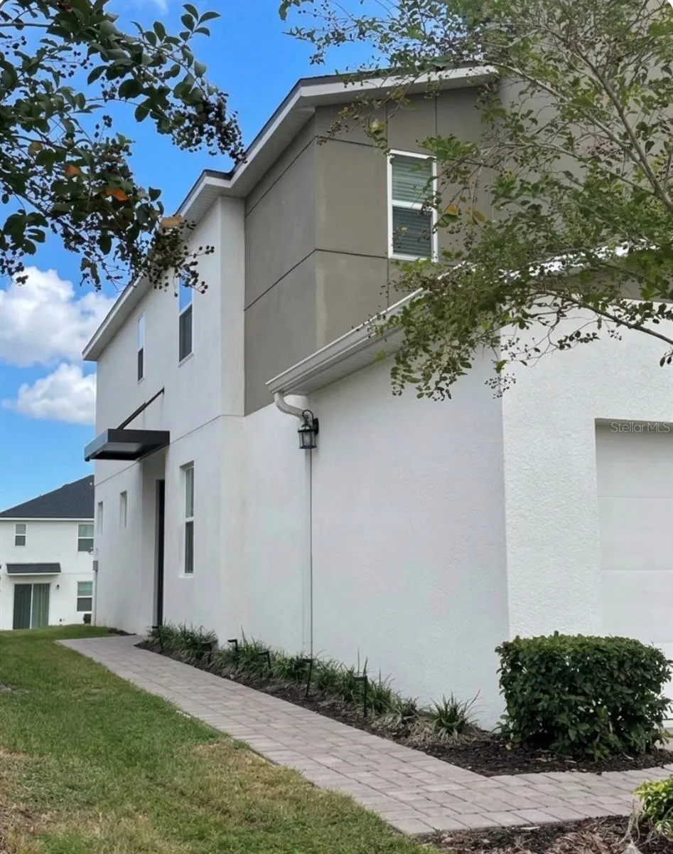 1123 BOARDWALK PL