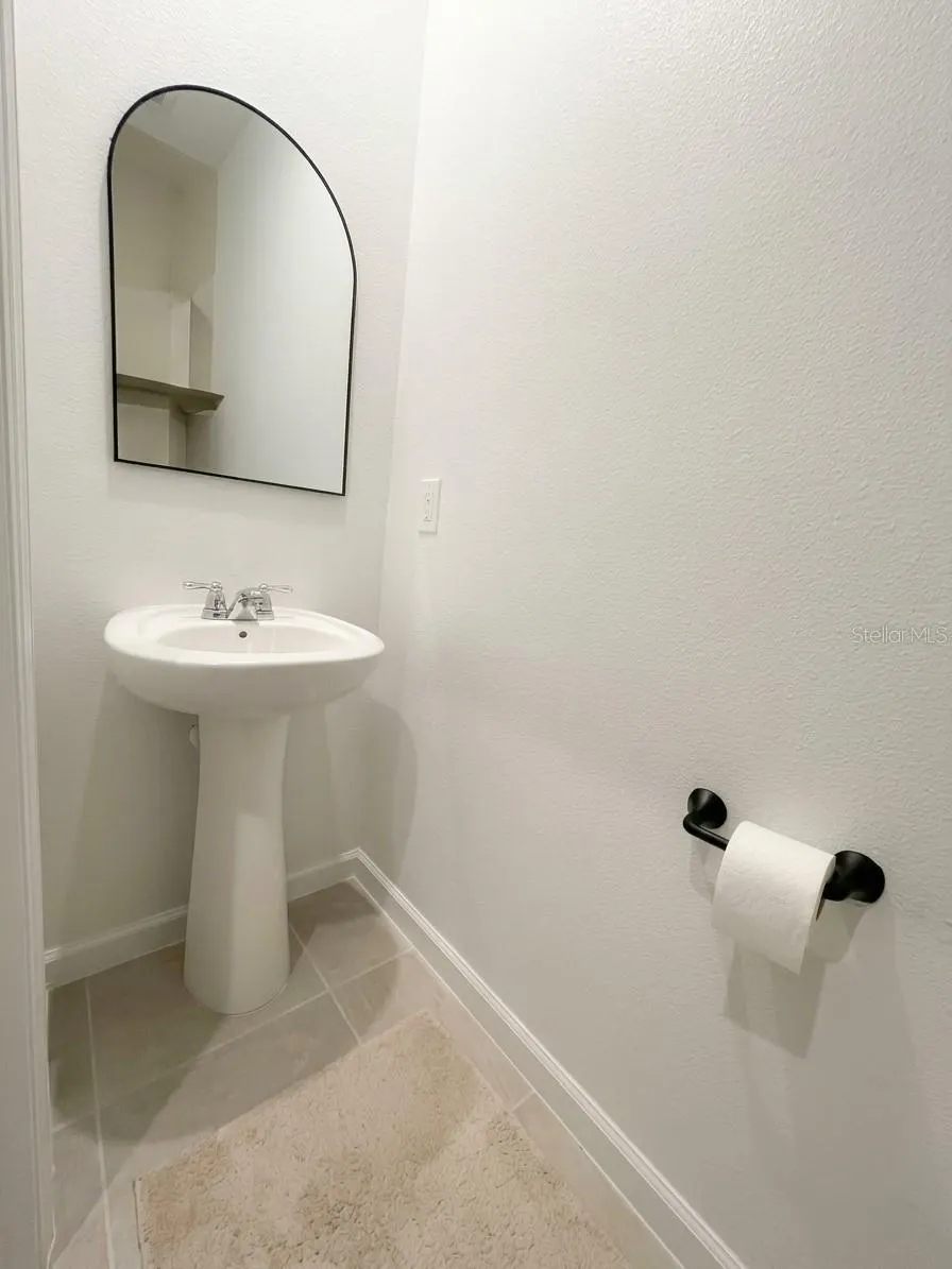 1123 BOARDWALK PL