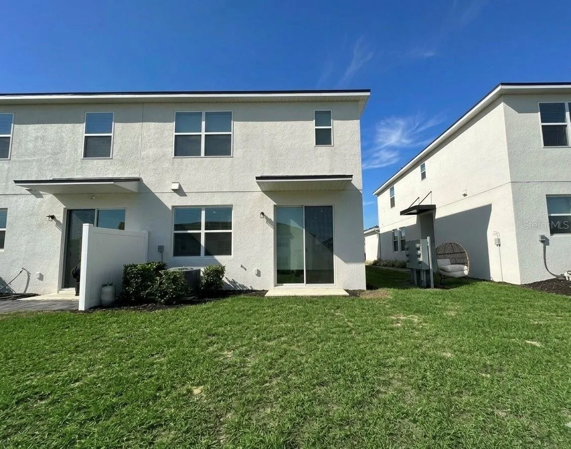 1123 BOARDWALK PL