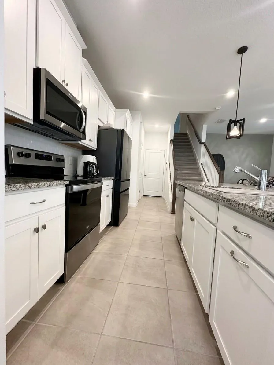 1123 BOARDWALK PL
