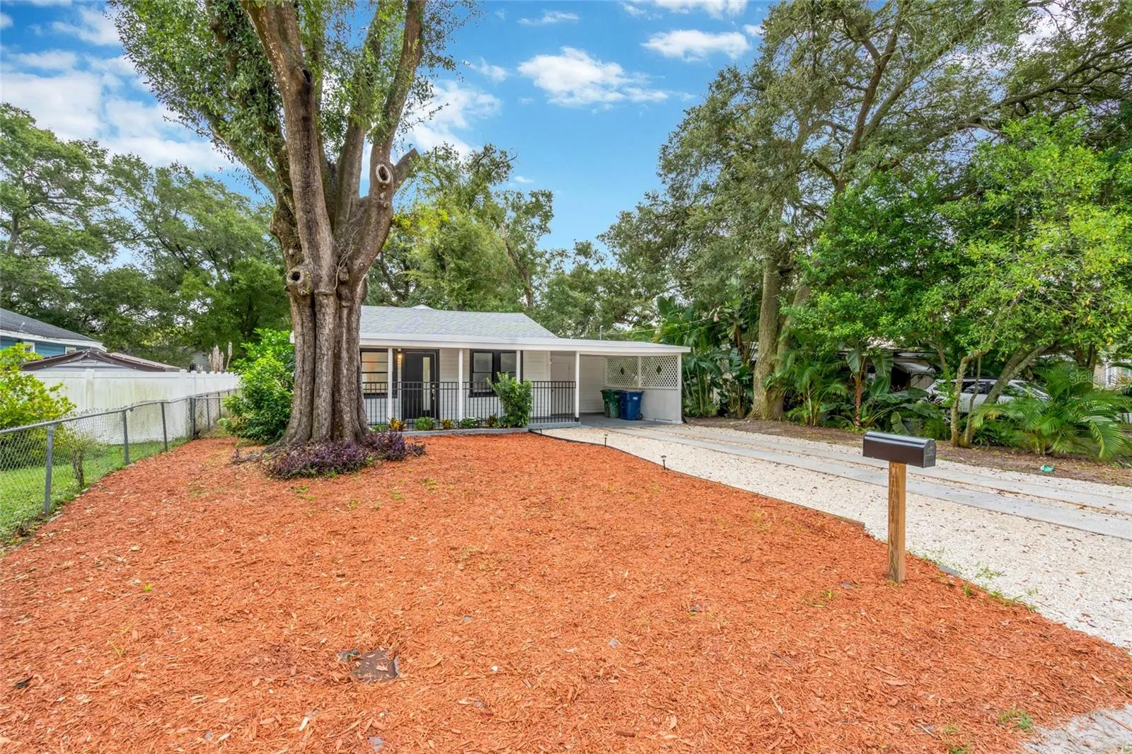 8021 N EDISON AVE
