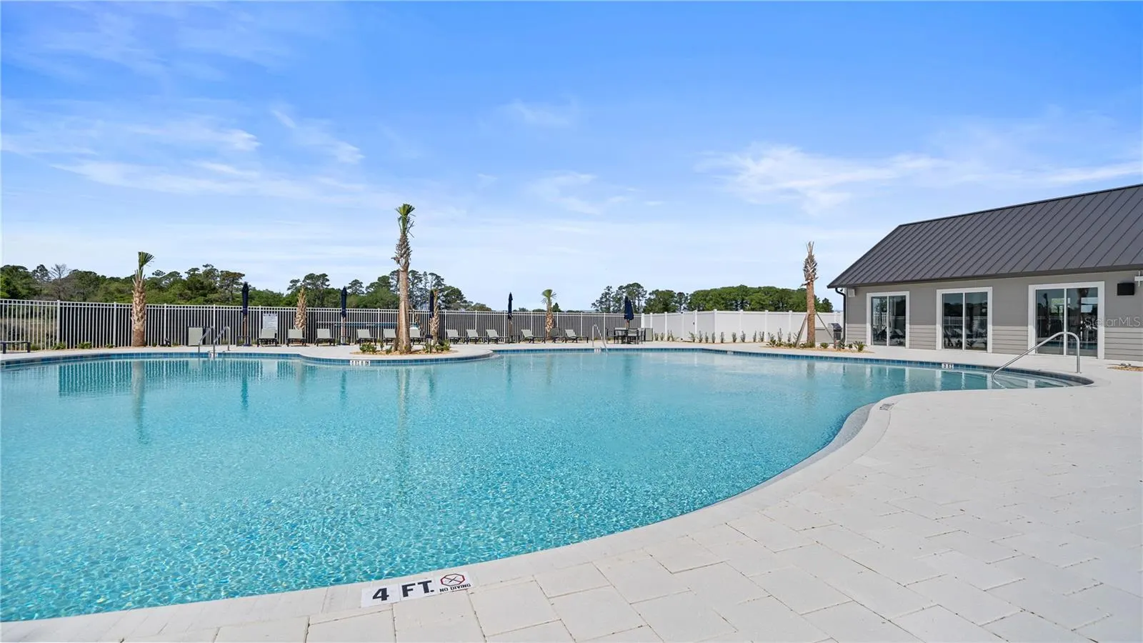 5549 RONIN DR