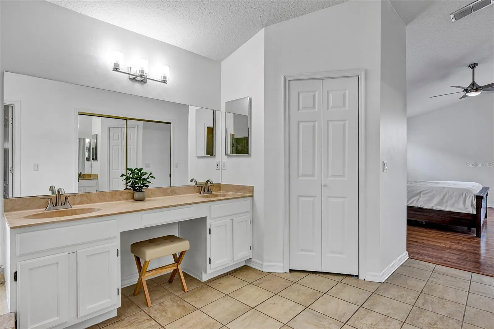 3406 TIMUCUA CIR