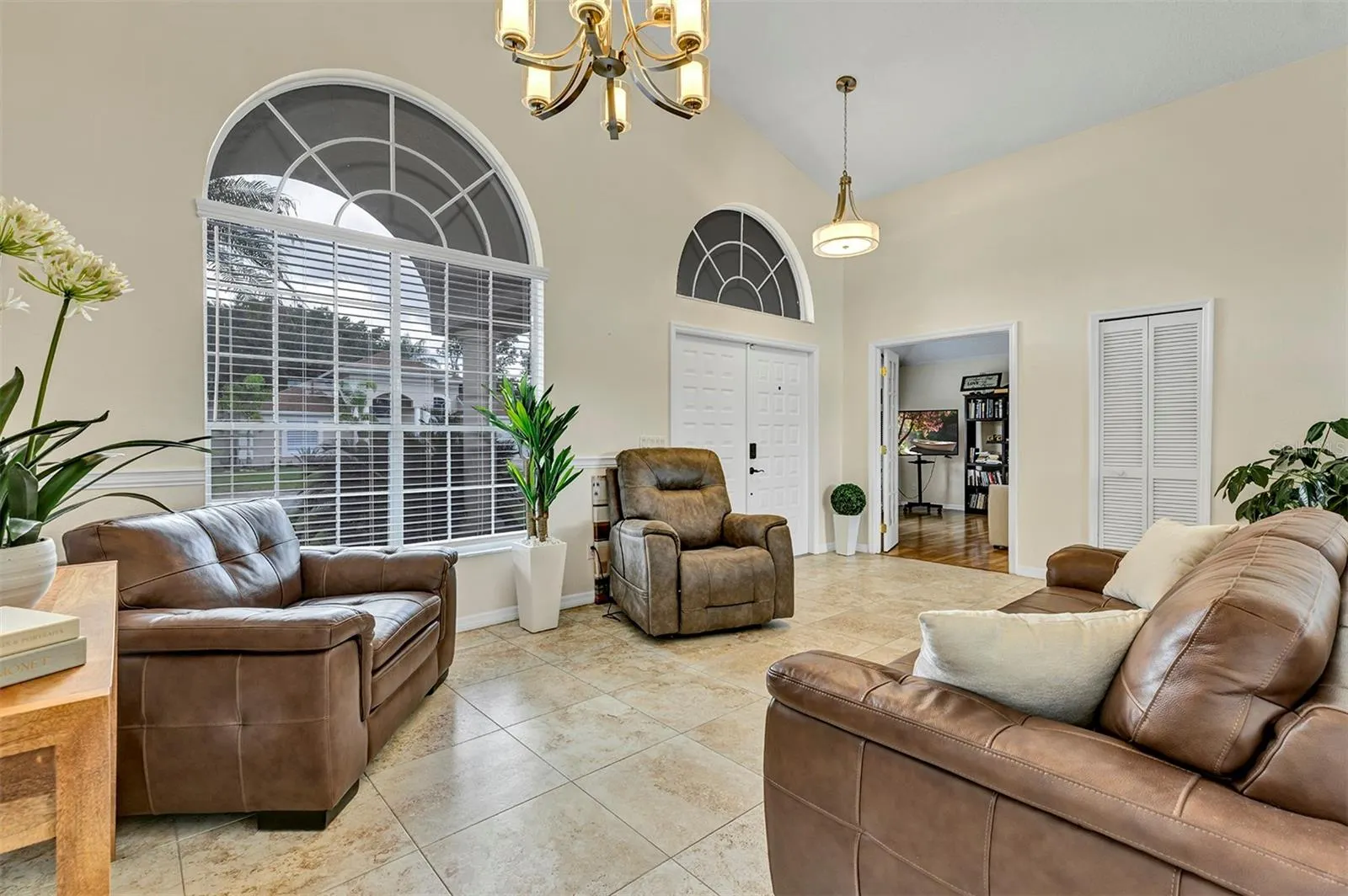 3406 TIMUCUA CIR