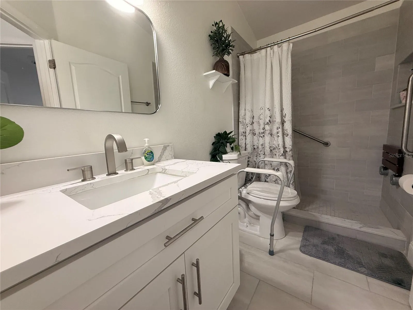 3406 TIMUCUA CIR