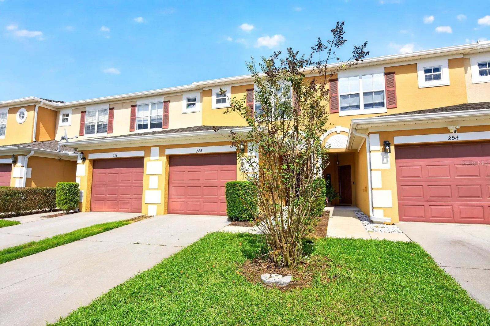 244 CHELSEA DR