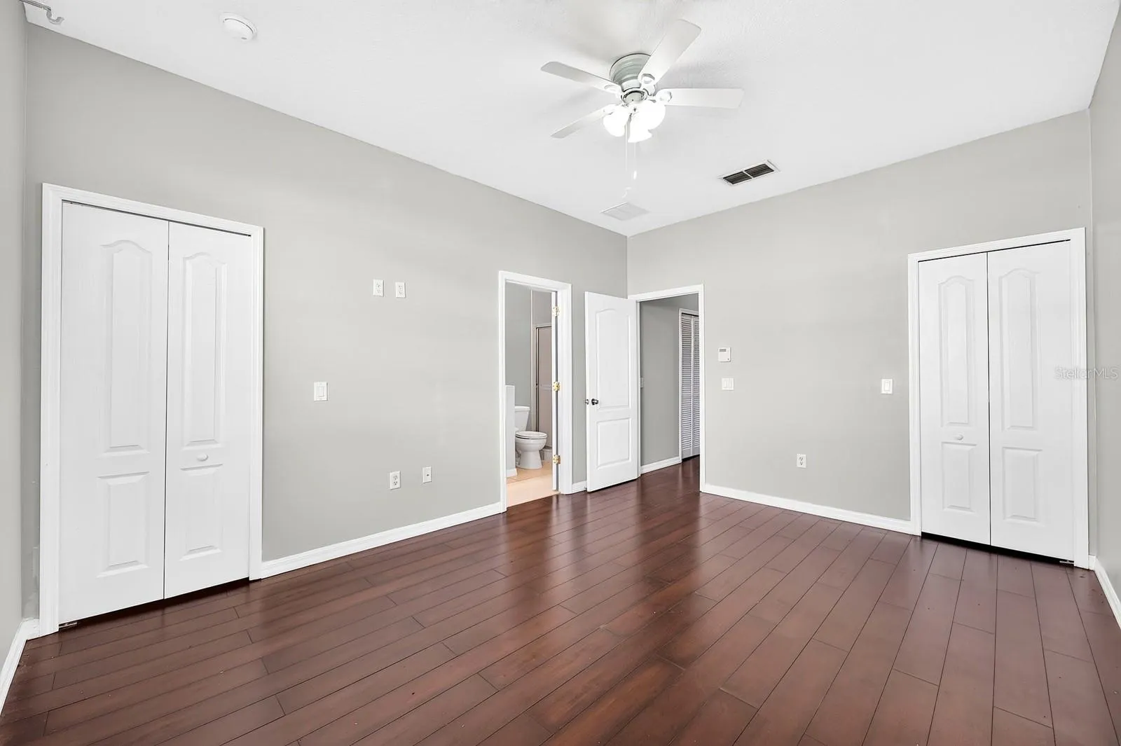 244 CHELSEA DR