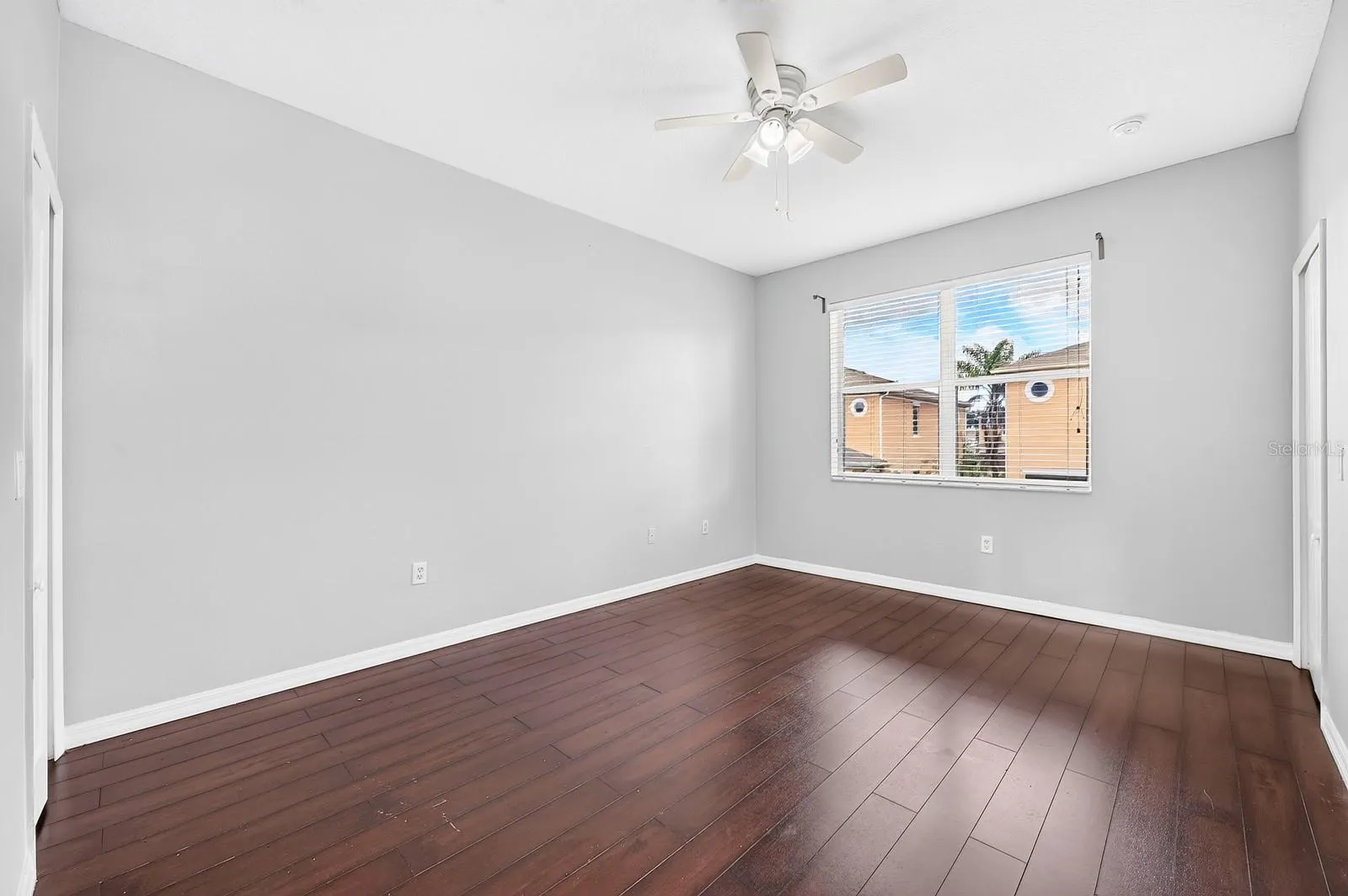 244 CHELSEA DR