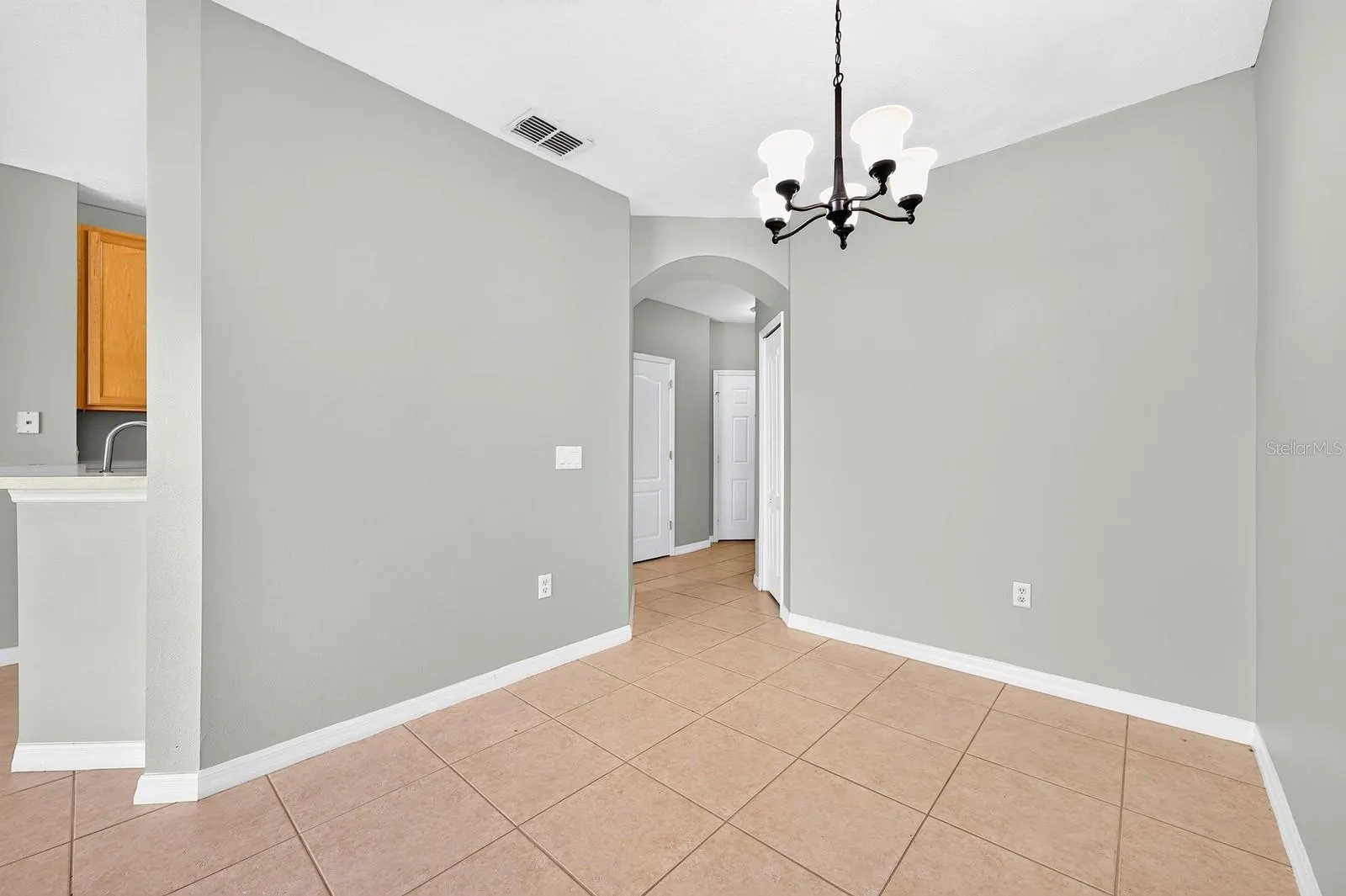 244 CHELSEA DR