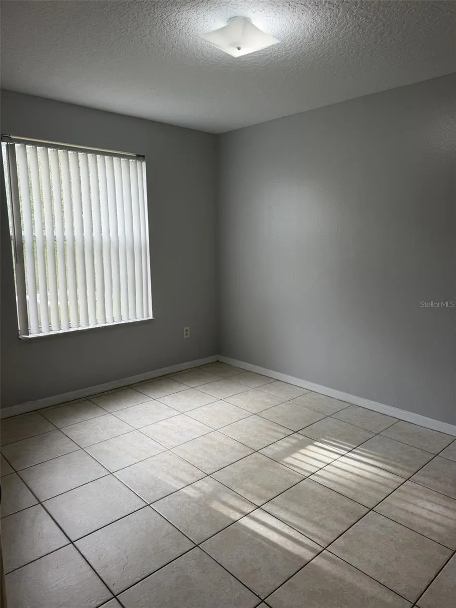 3131 BRITANNIA BLVD #B #B