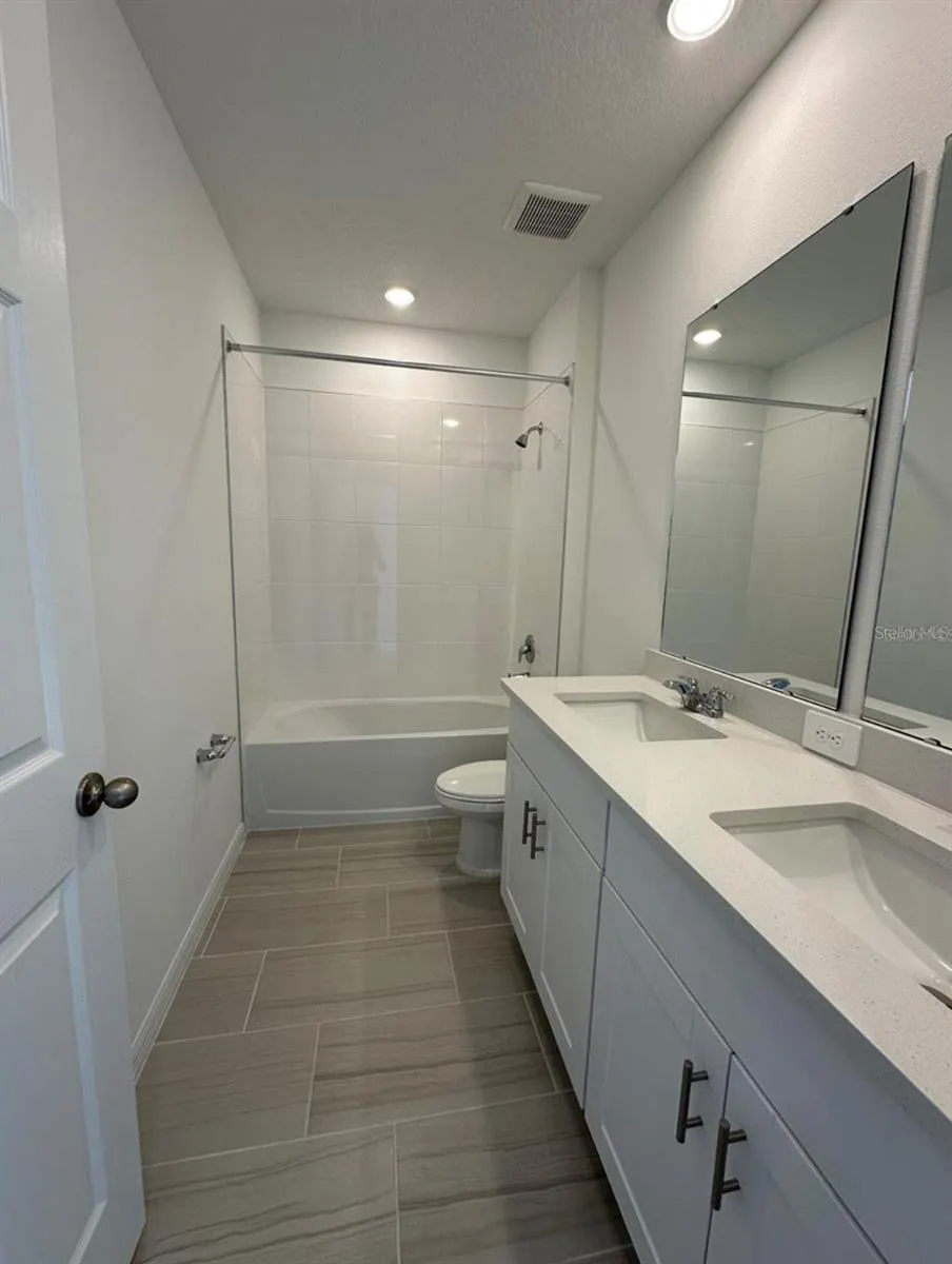 4527 PICKEREL WEED WAY