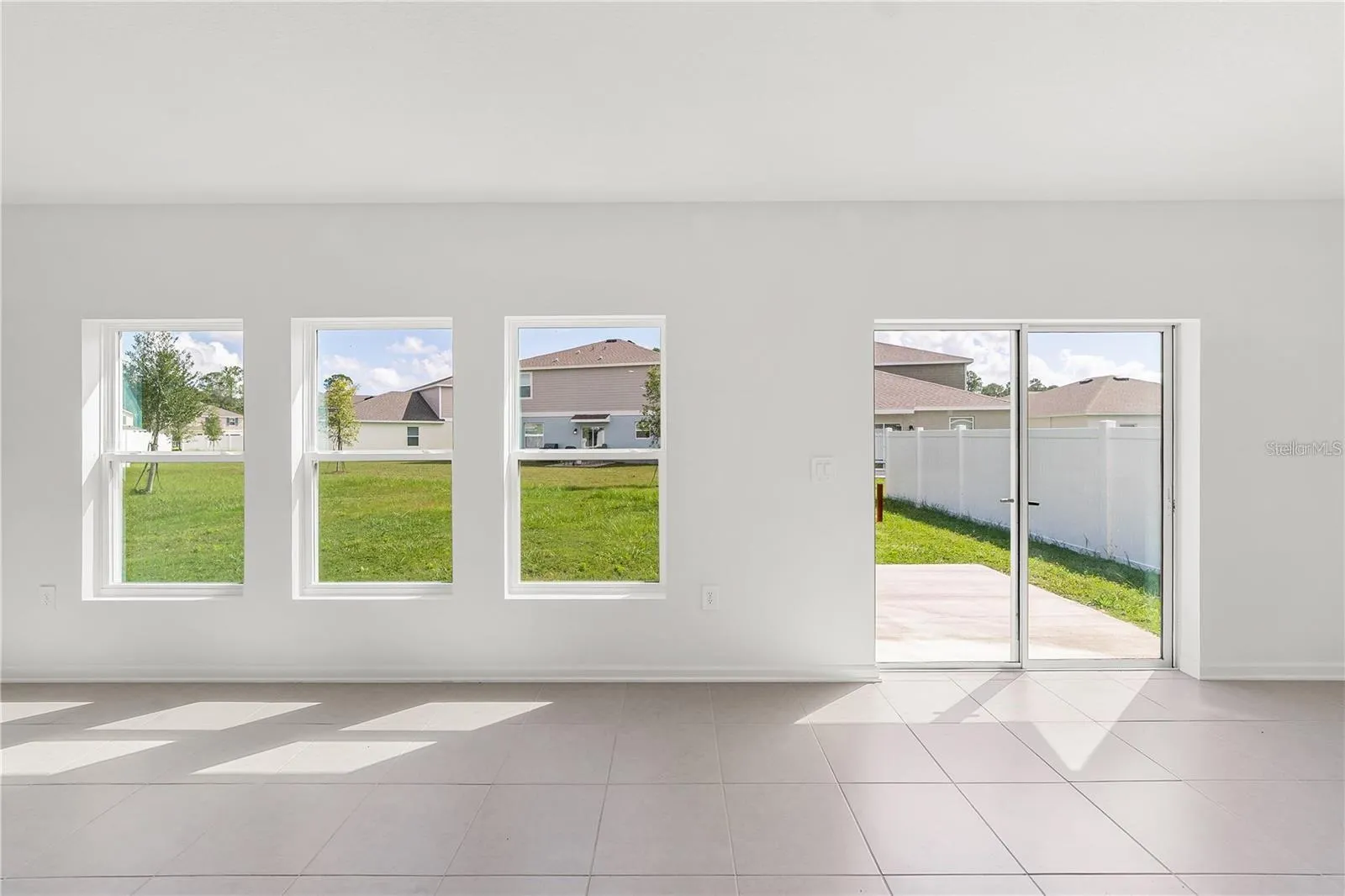 1667 LOXLEY TRL
