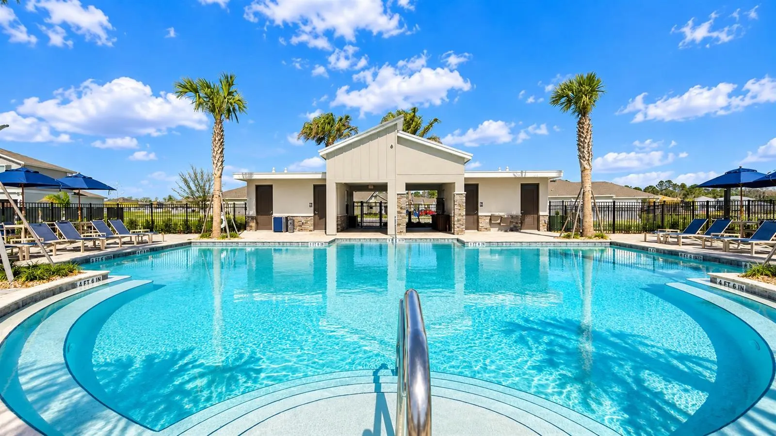 1667 LOXLEY TRL