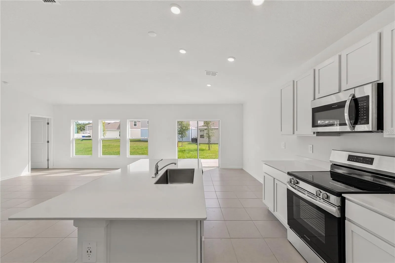 1667 LOXLEY TRL