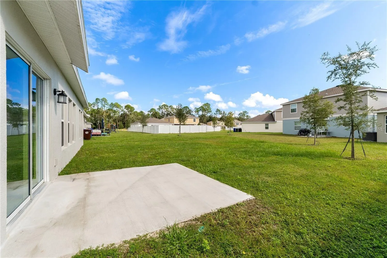 1667 LOXLEY TRL