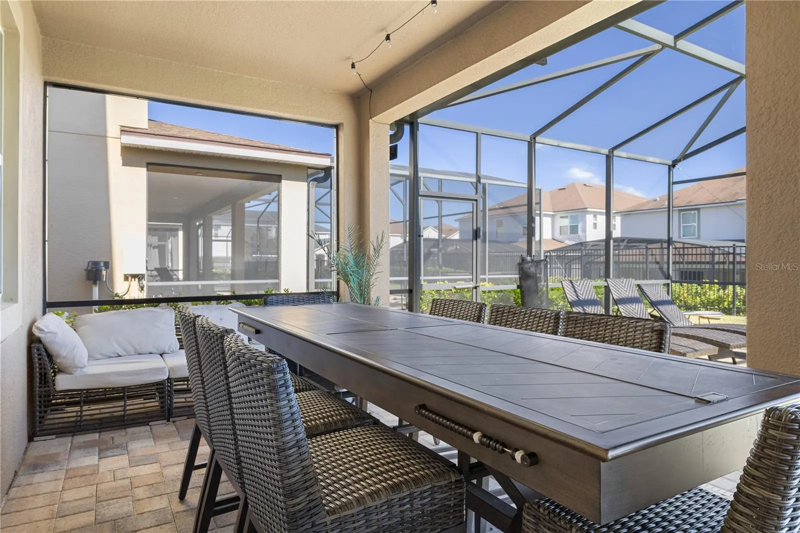 1835 CARIBBEAN VIEW TER