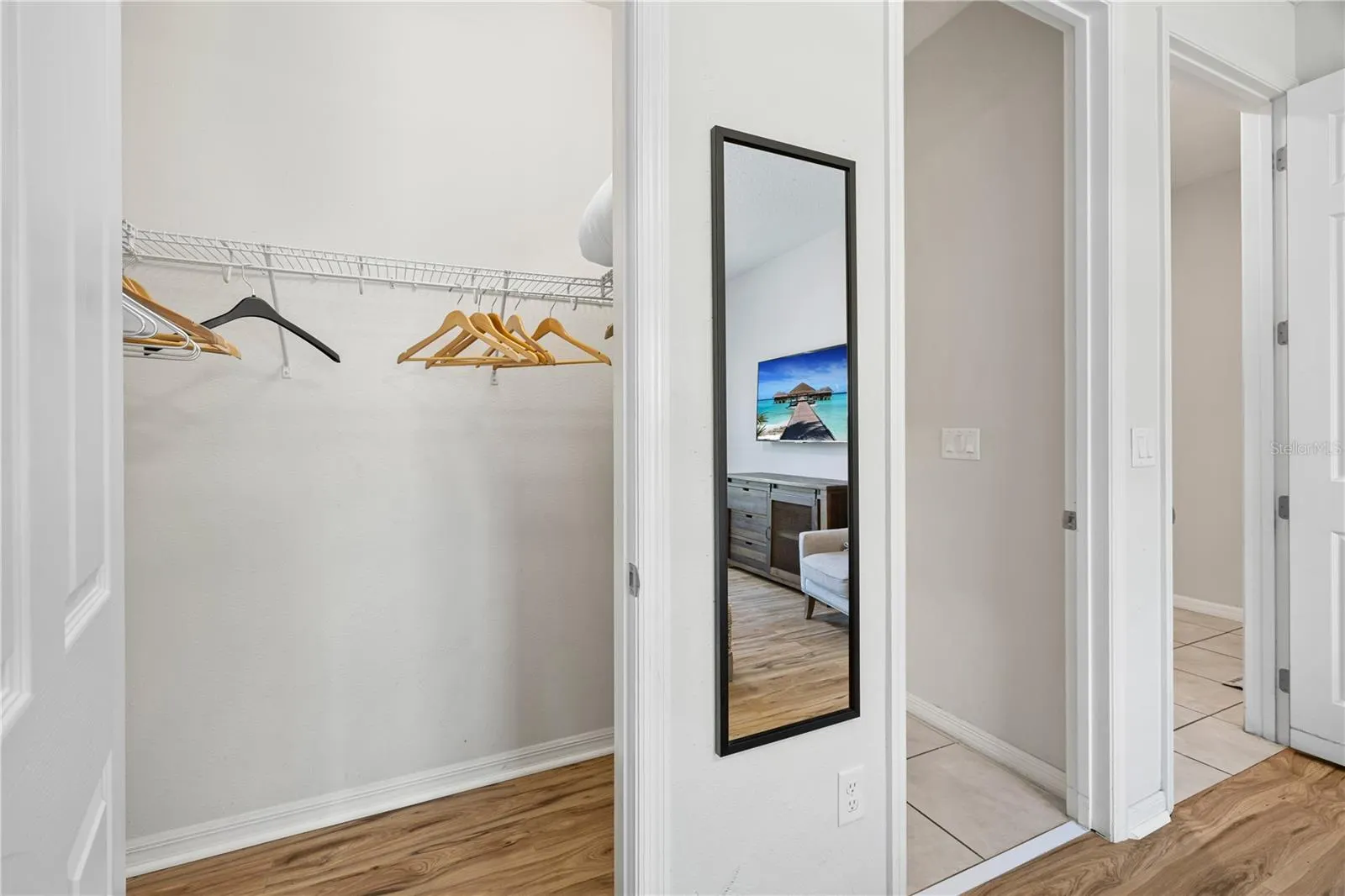 1835 CARIBBEAN VIEW TER