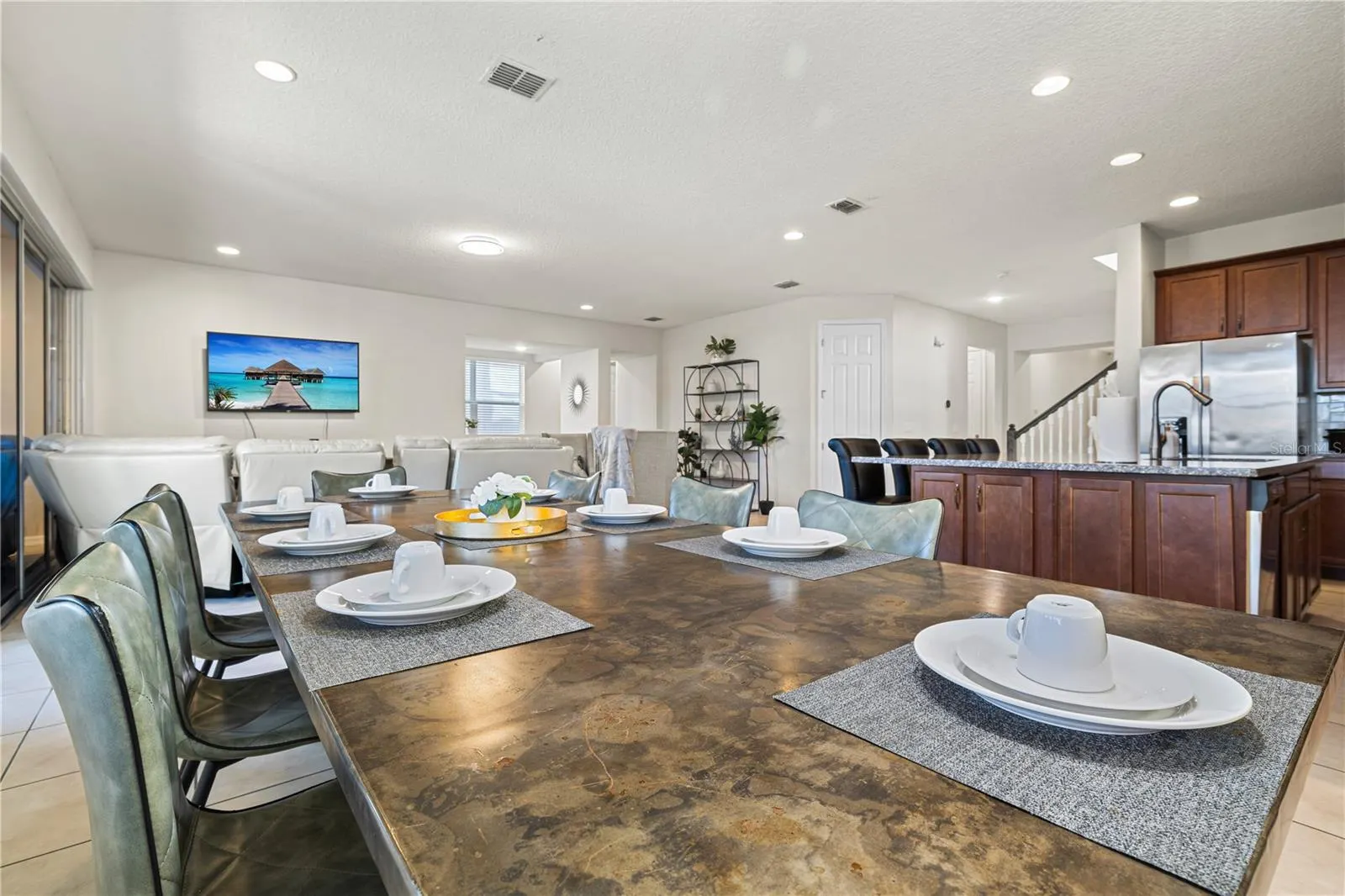 1835 CARIBBEAN VIEW TER
