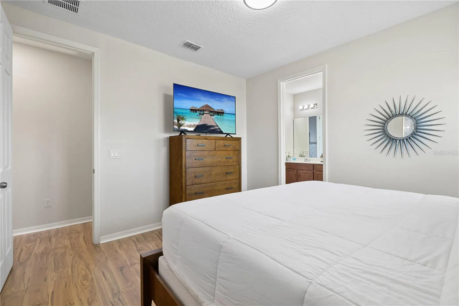 1835 CARIBBEAN VIEW TER