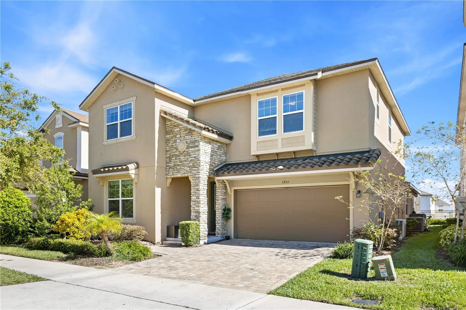 1835 CARIBBEAN VIEW TER
