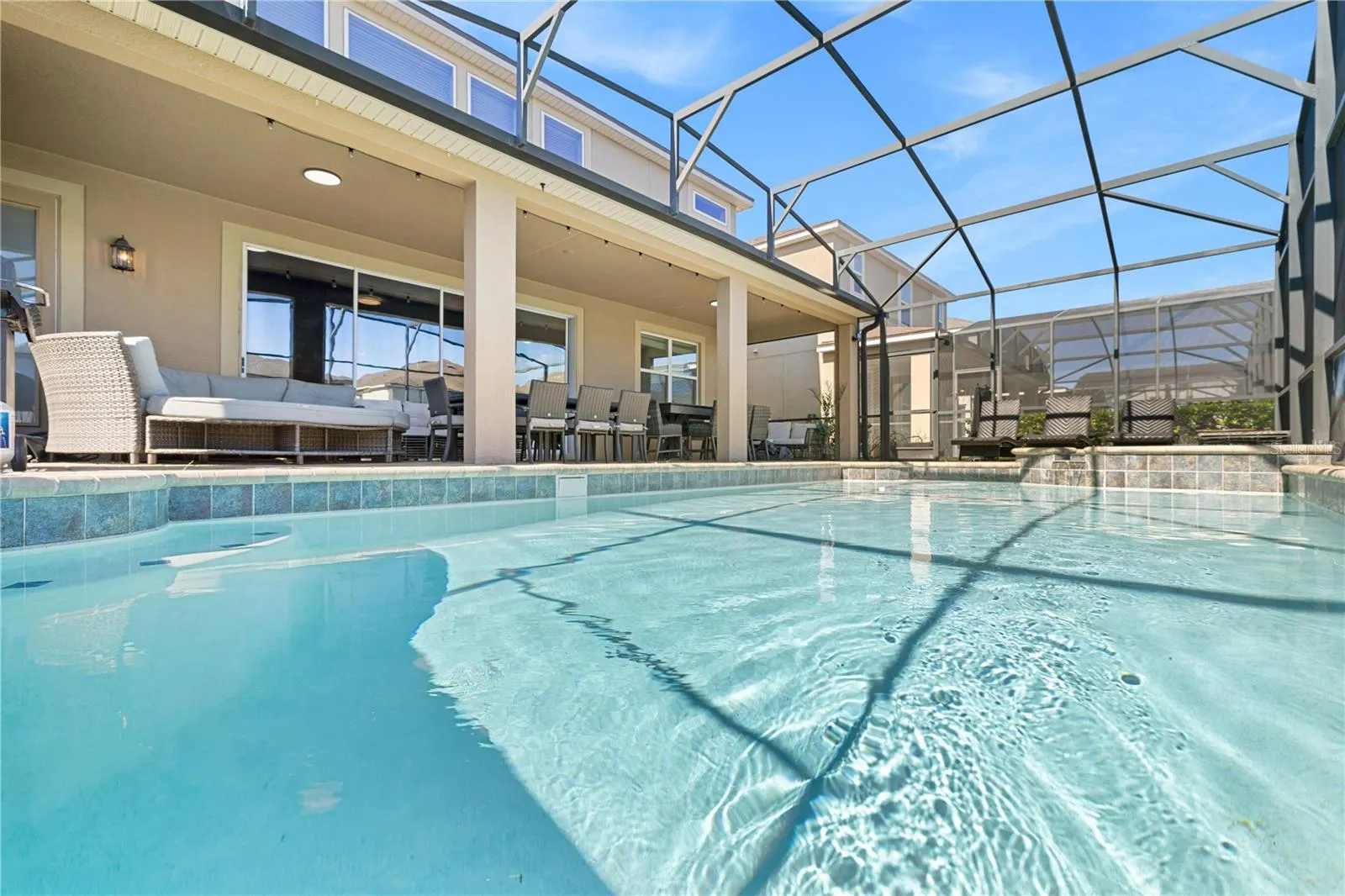 1835 CARIBBEAN VIEW TER