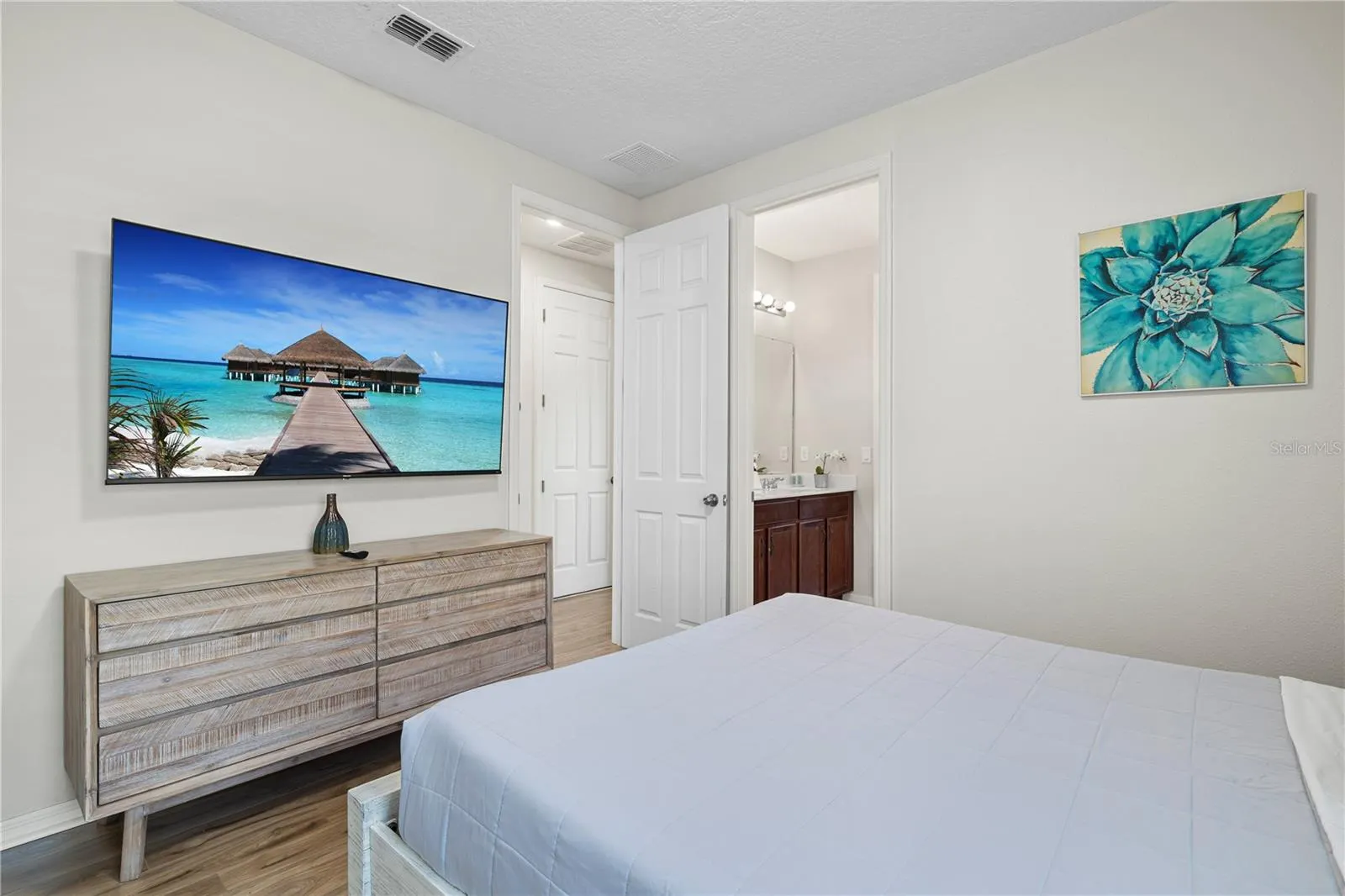 1835 CARIBBEAN VIEW TER
