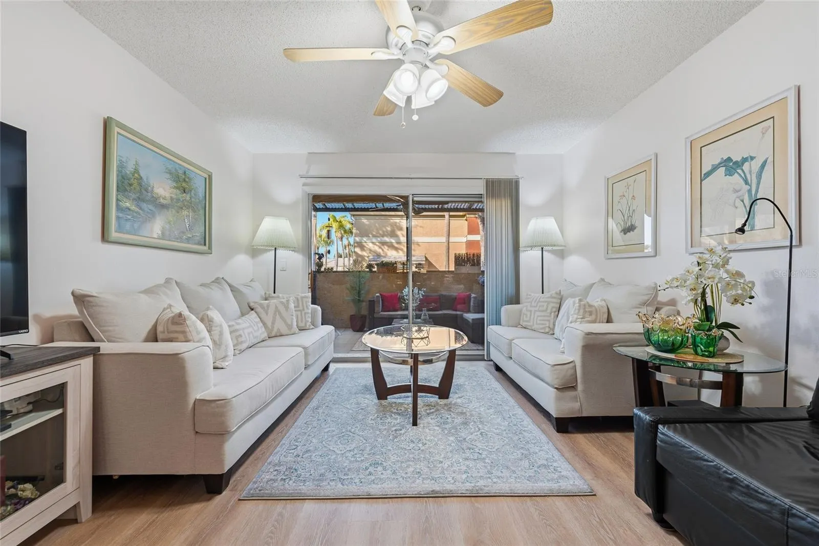 652 KENWICK CIR #105 #105