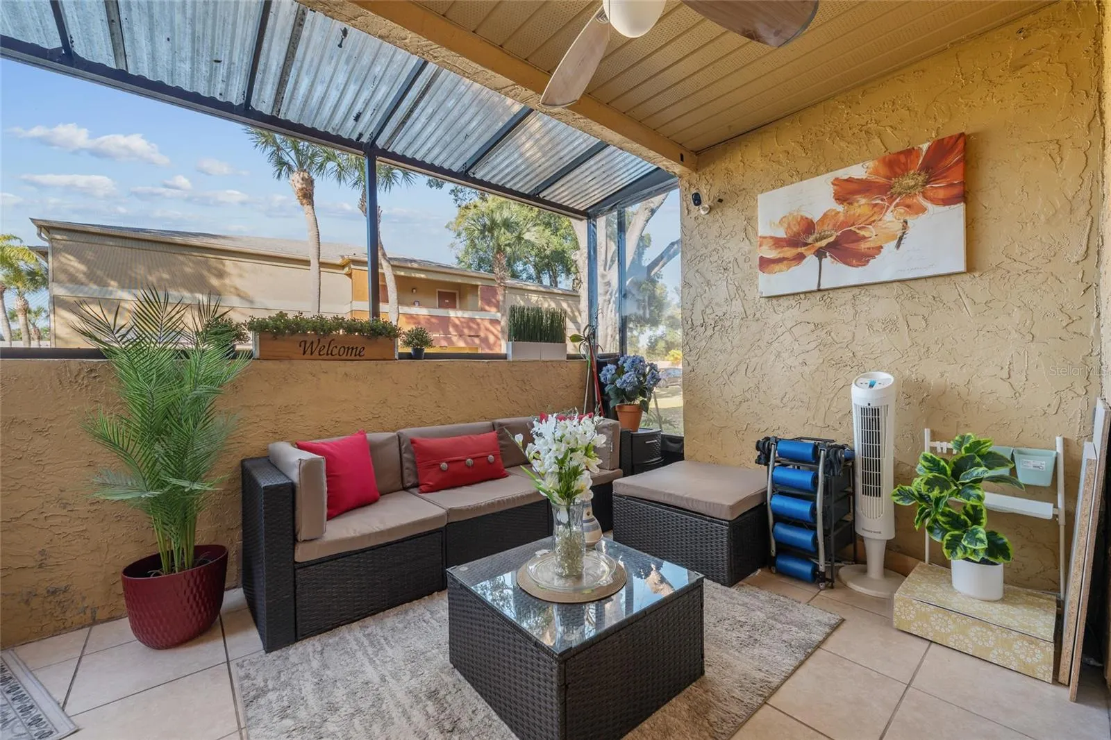 652 KENWICK CIR #105 #105