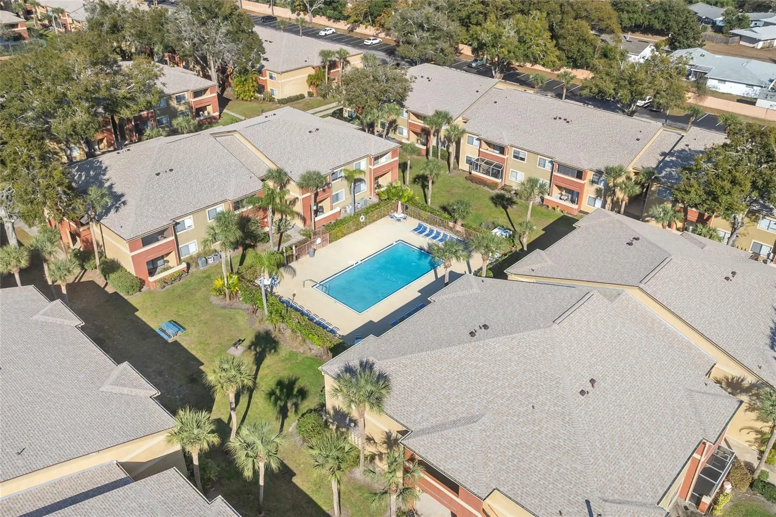 652 KENWICK CIR #105 #105