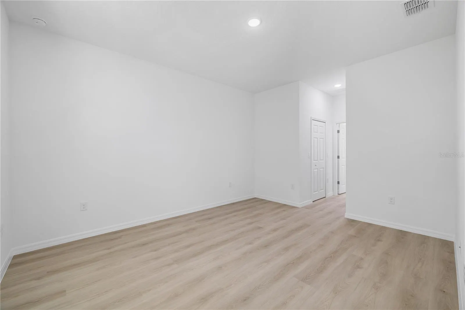 105 INCONNU CT