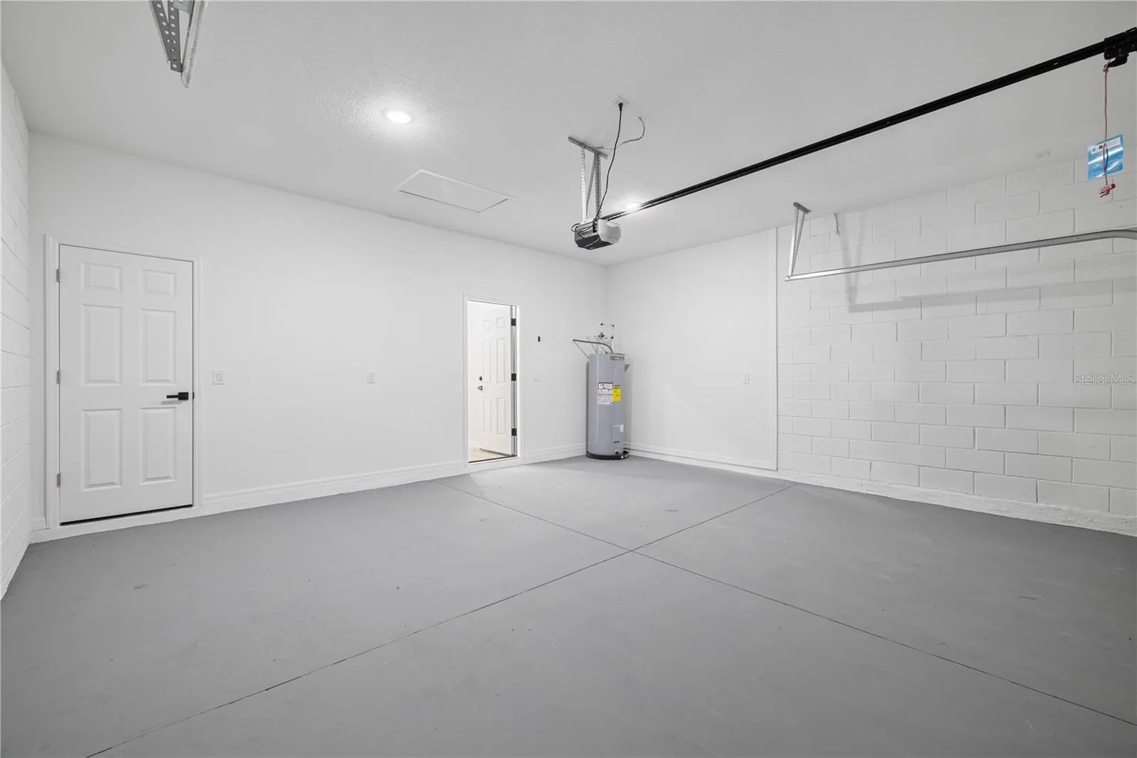 105 INCONNU CT