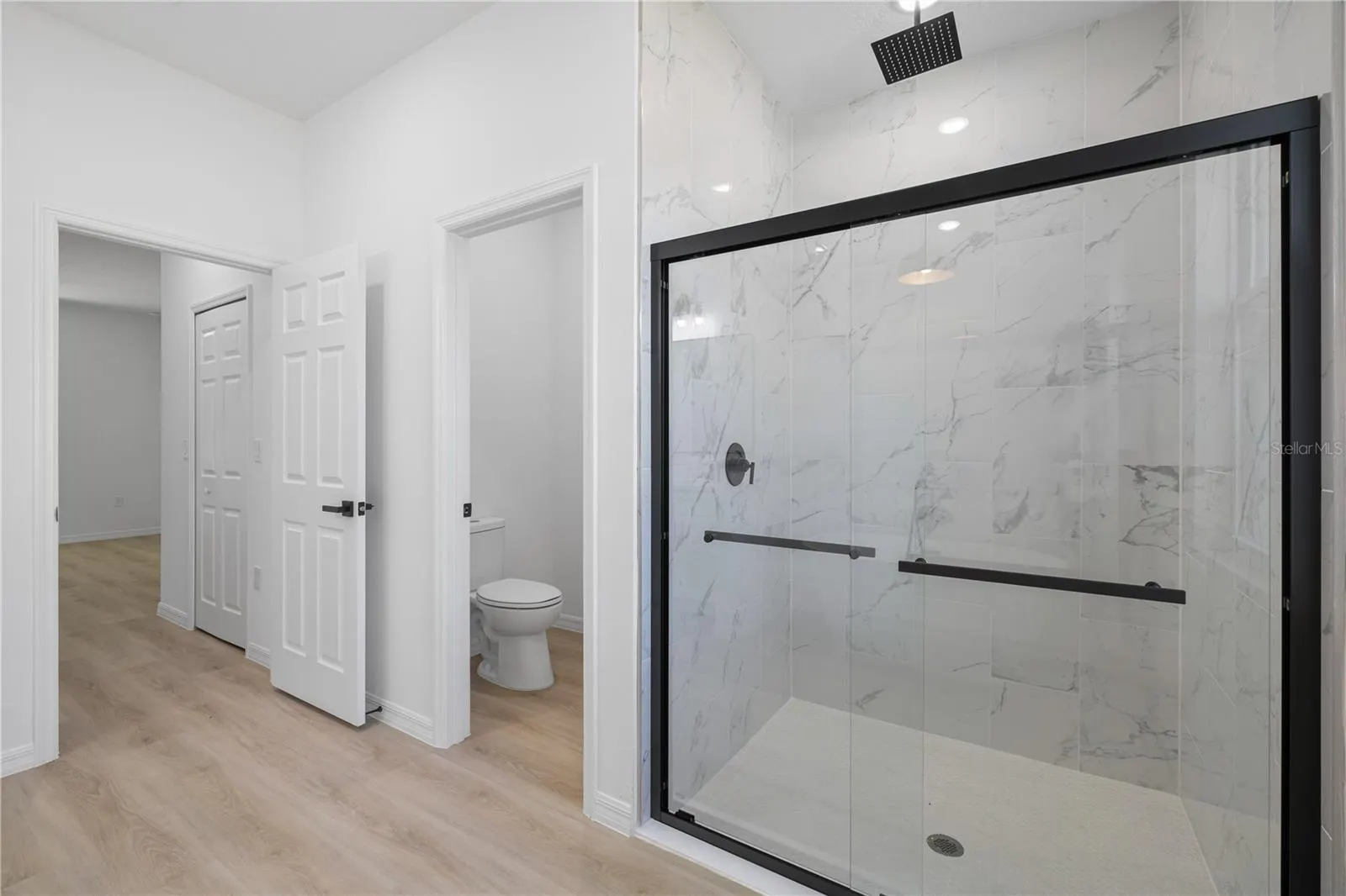 105 INCONNU CT