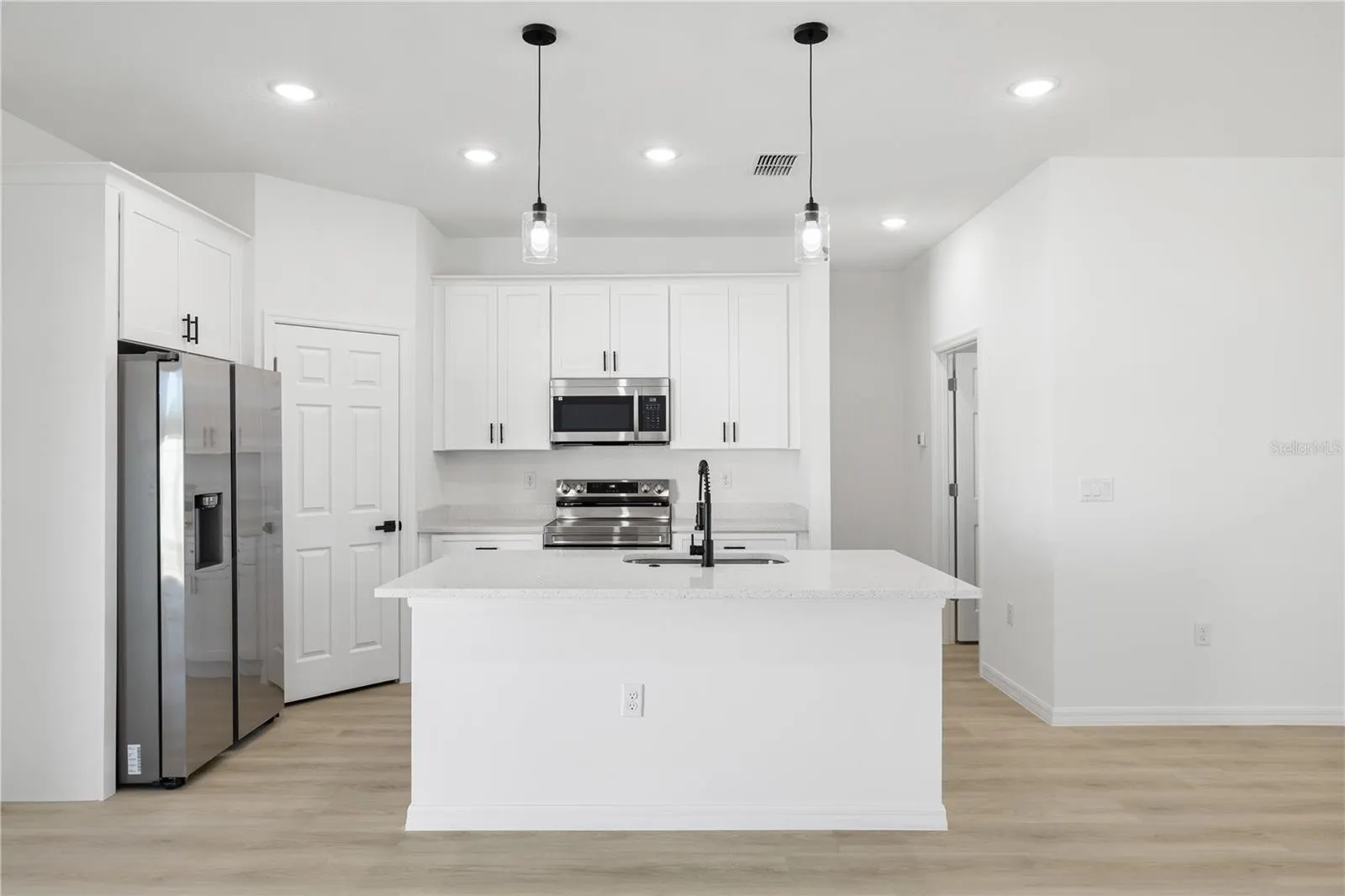 130 SWEET PEA CT
