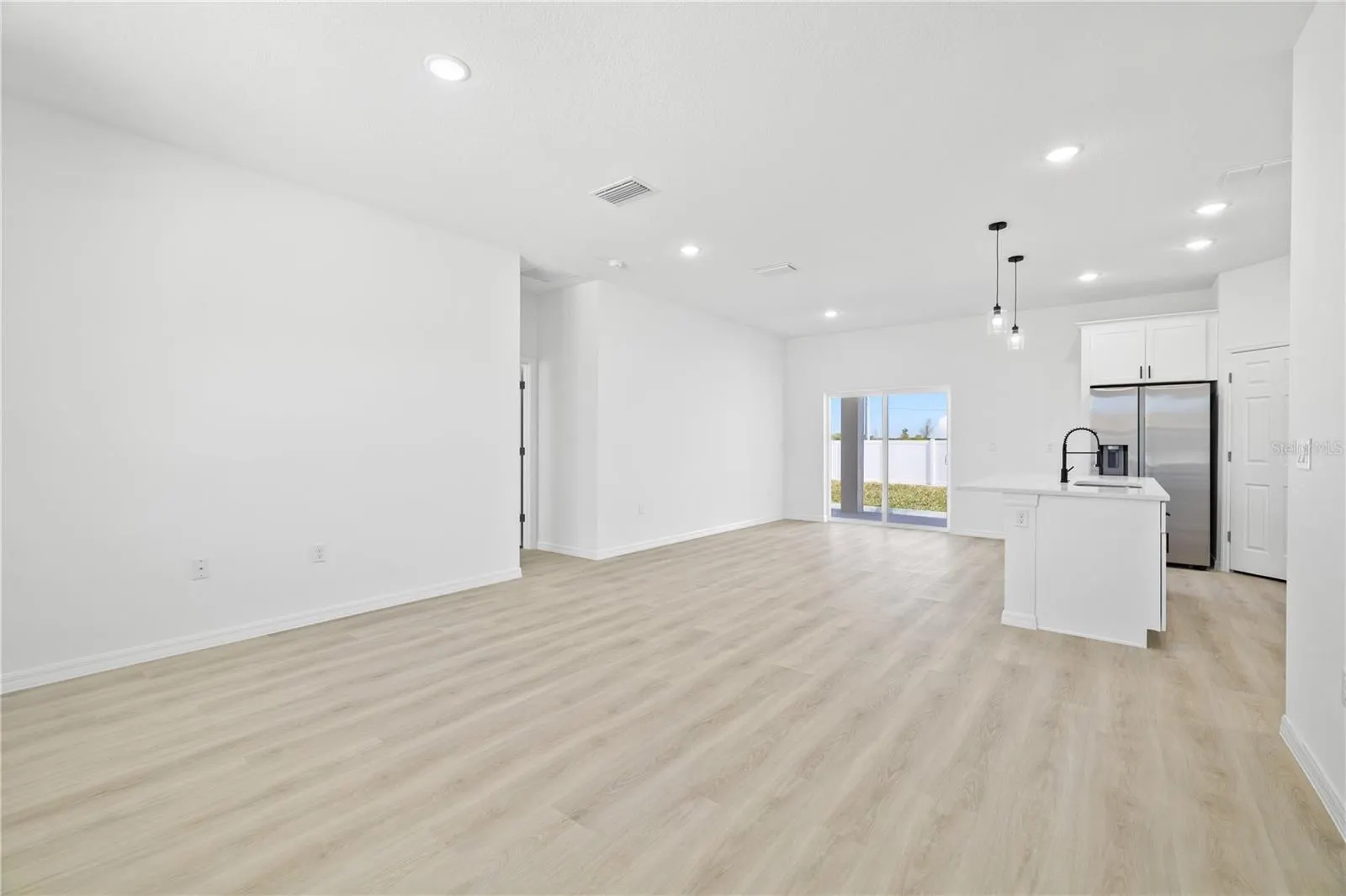 130 SWEET PEA CT