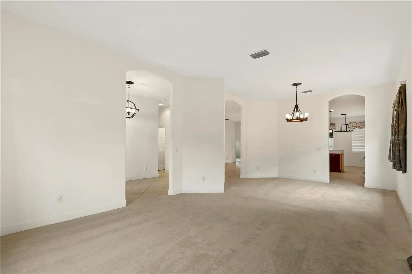 6841 74TH STREET CIR E