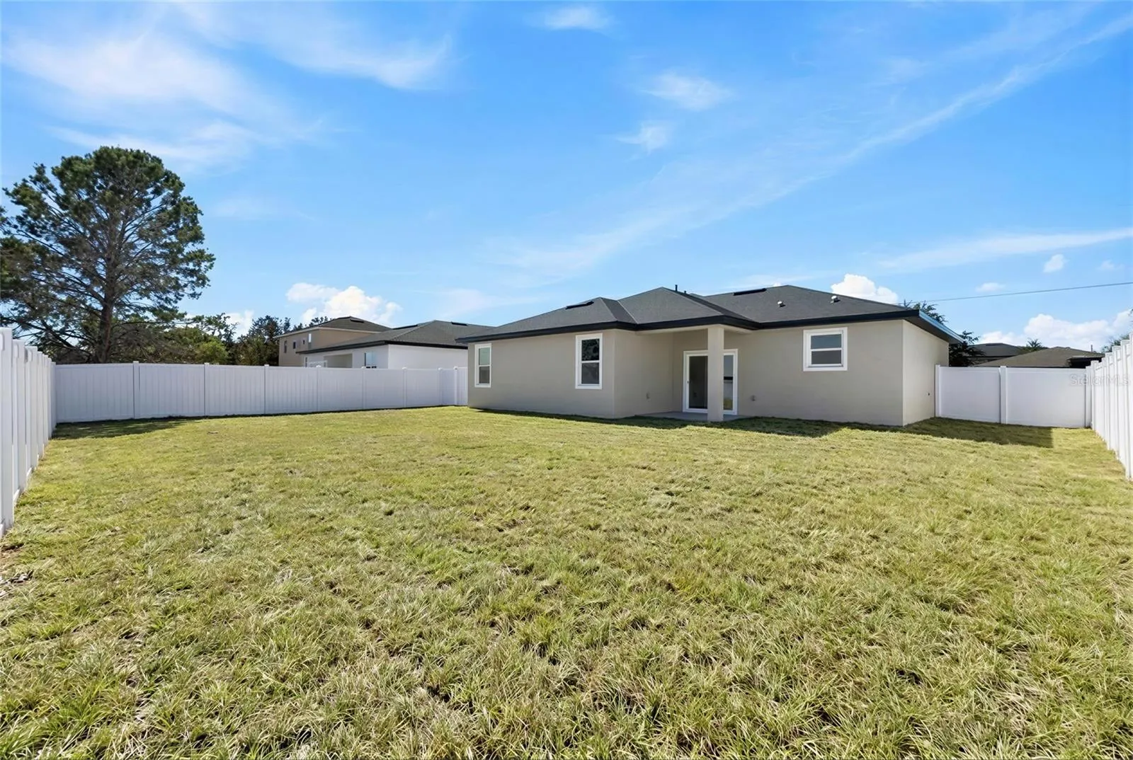 693 GILA DR