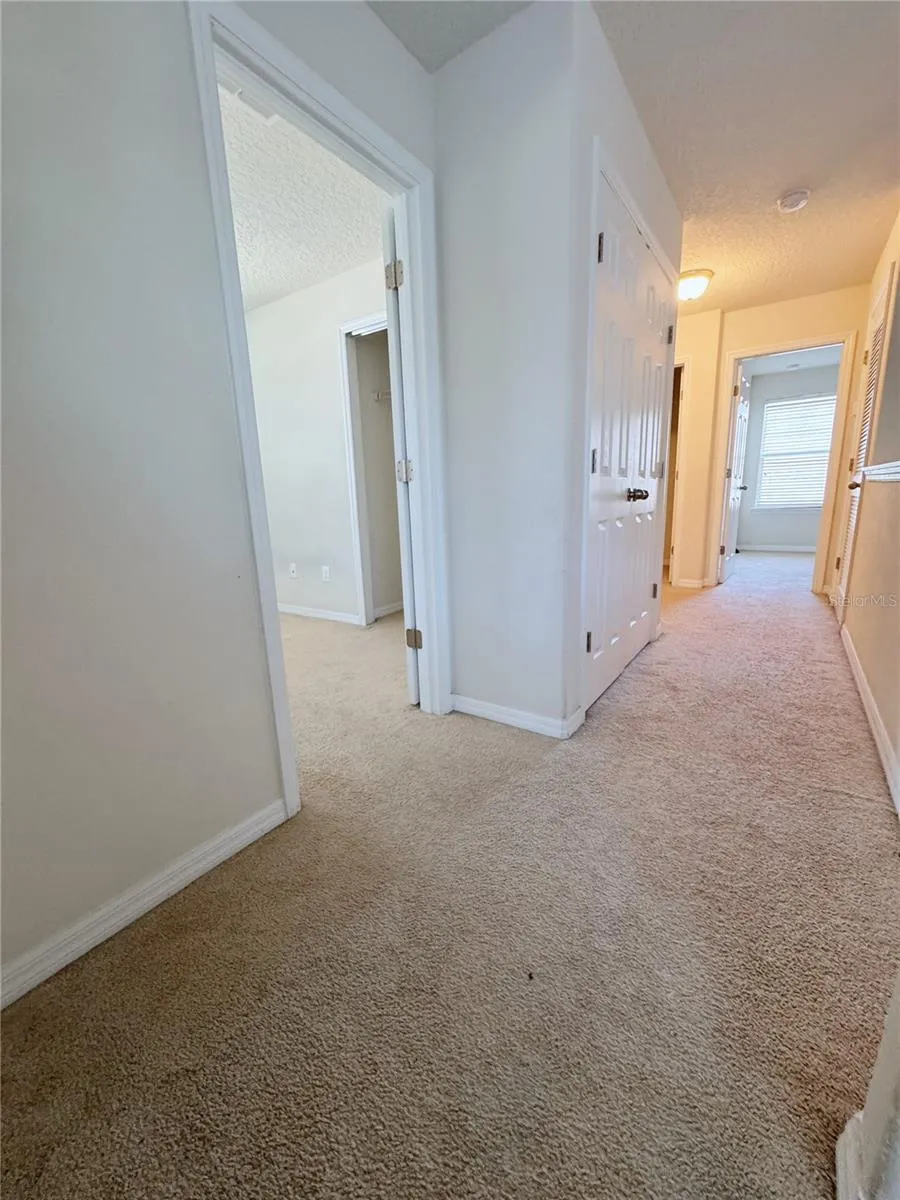 2428 CHATEAU LOOP