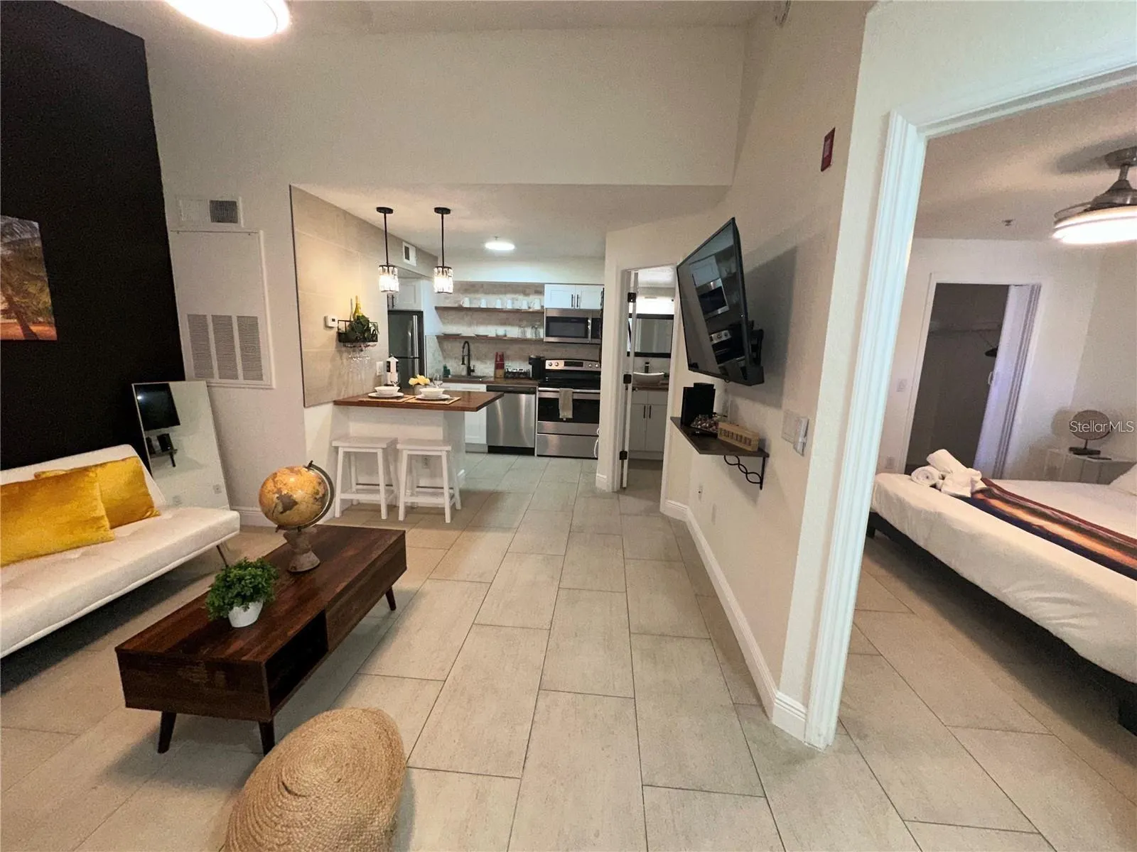 2216 GRAND CAYMAN CT #1437 #1437