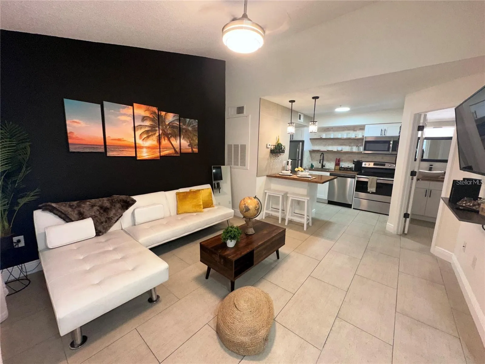 2216 GRAND CAYMAN CT #1437 #1437