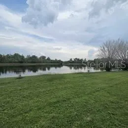 229 SOUTHBRIDGE CIR