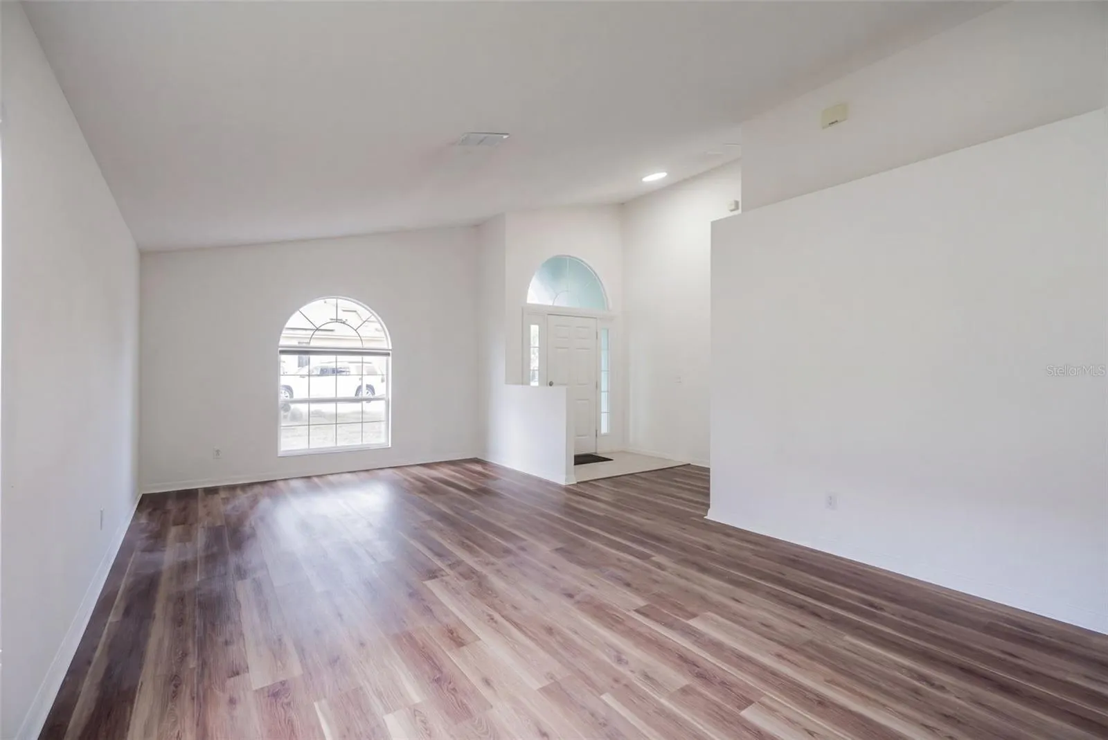 127 ABERDEEN ST