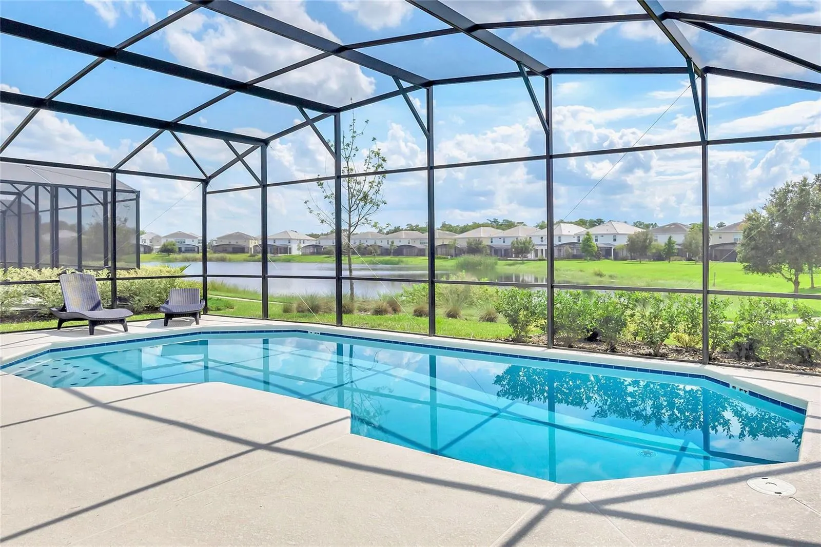 320 BALLO DR