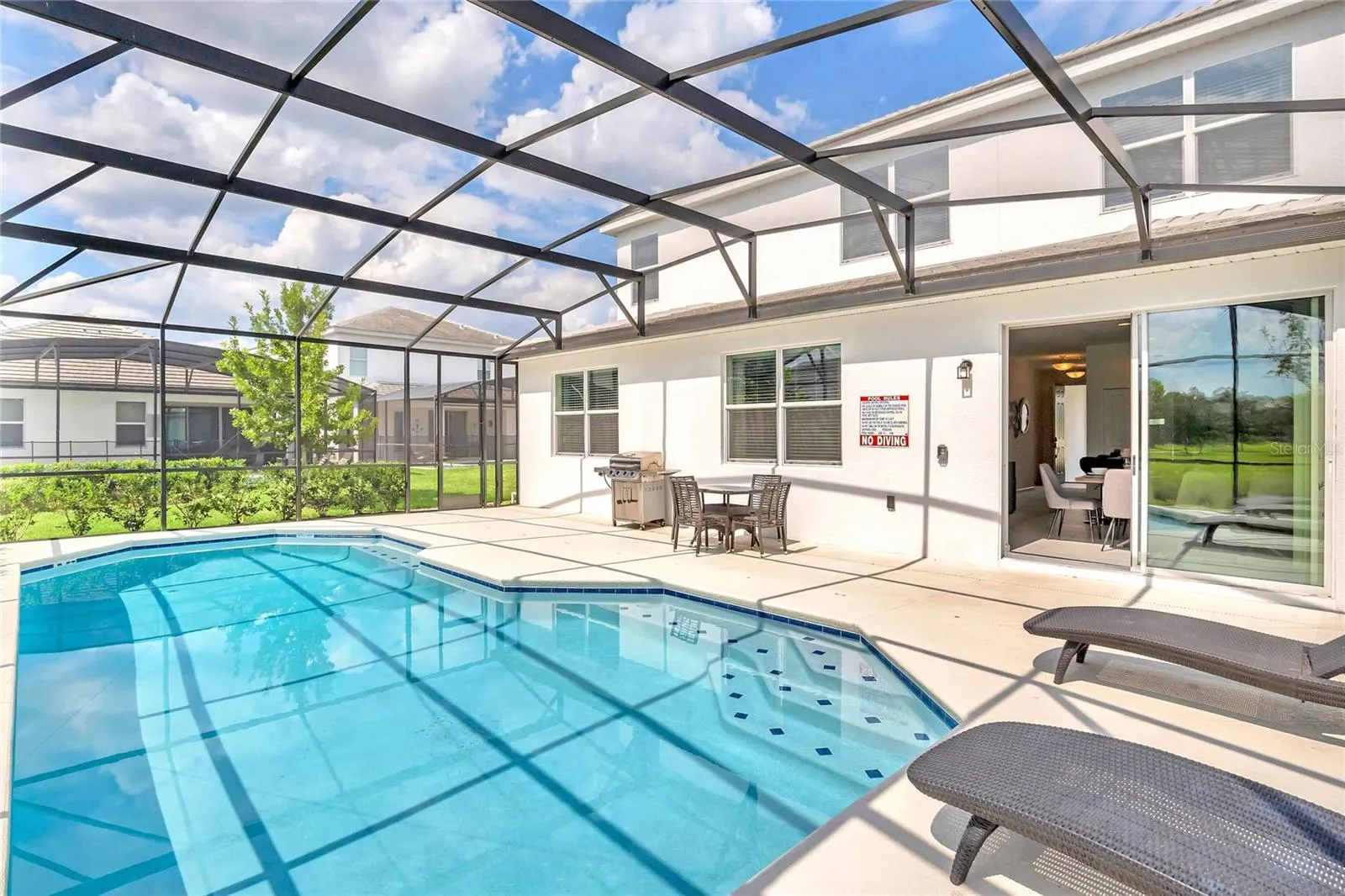 320 BALLO DR