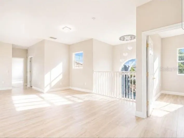 3747 EAGLE ISLE CIR