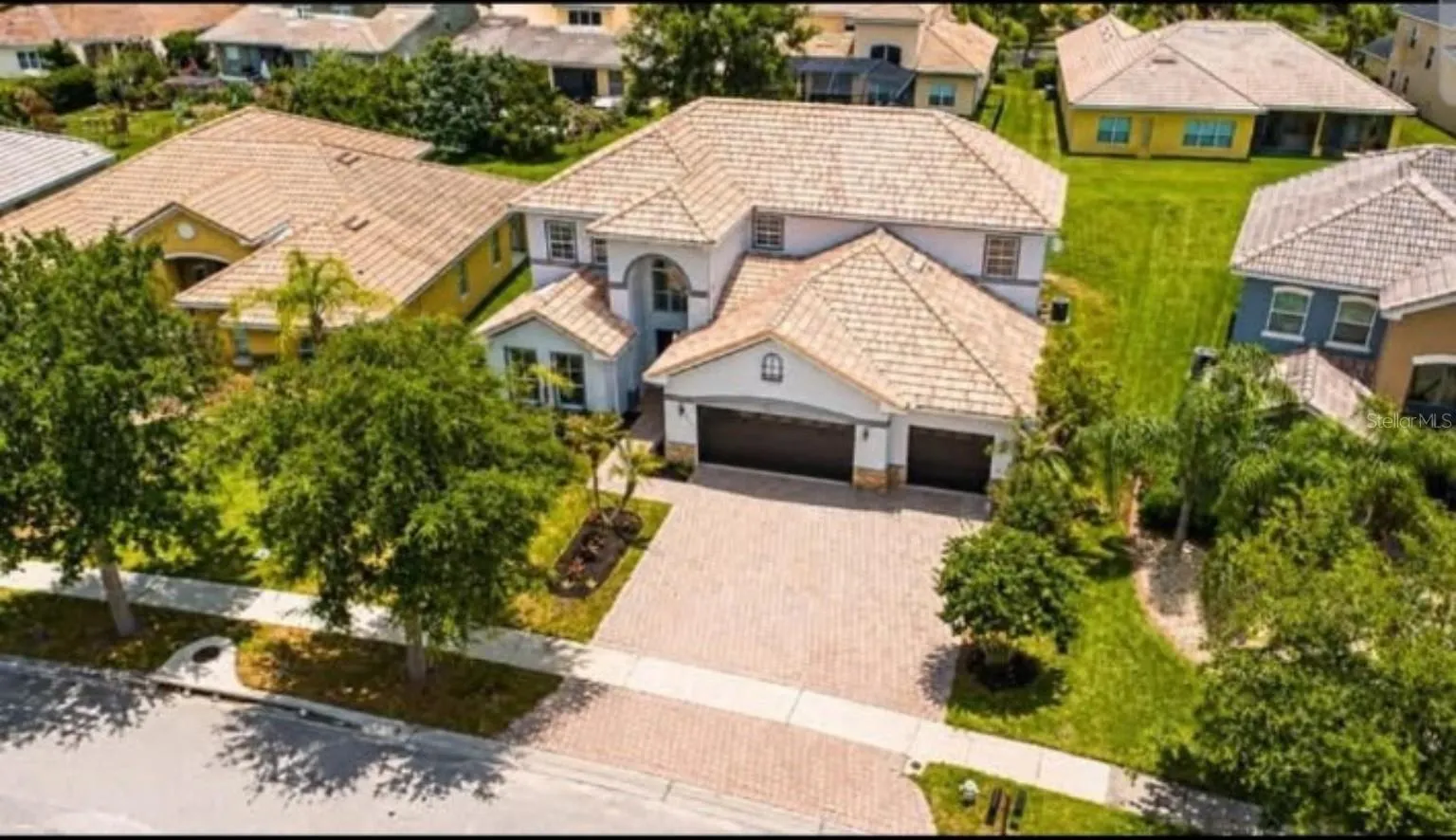 3747 EAGLE ISLE CIR
