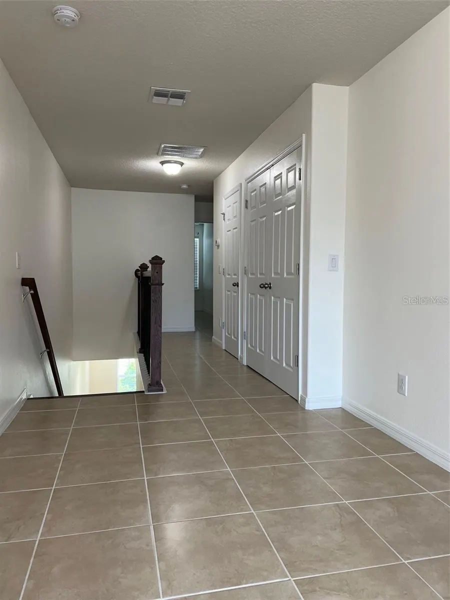 2902 WINDMILL DR