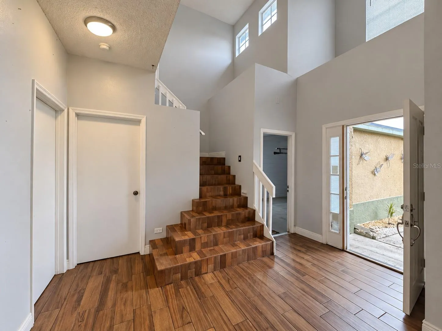 111 CATTAIL CT