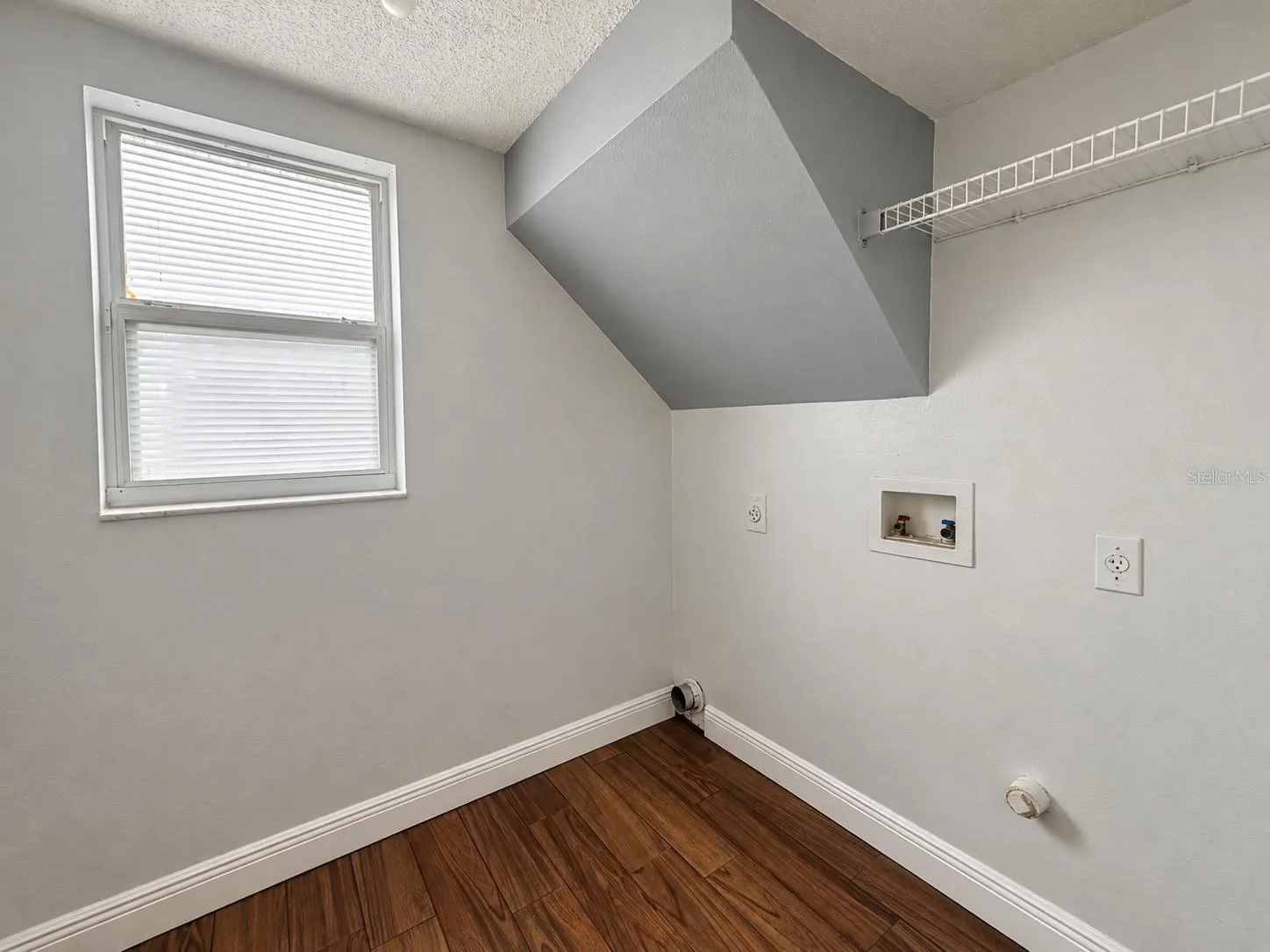 111 CATTAIL CT