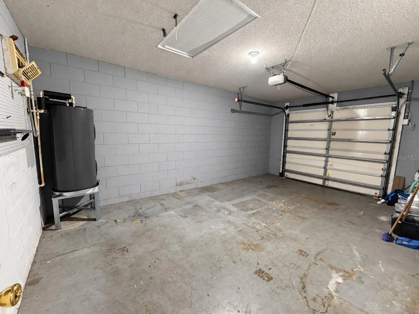 111 CATTAIL CT
