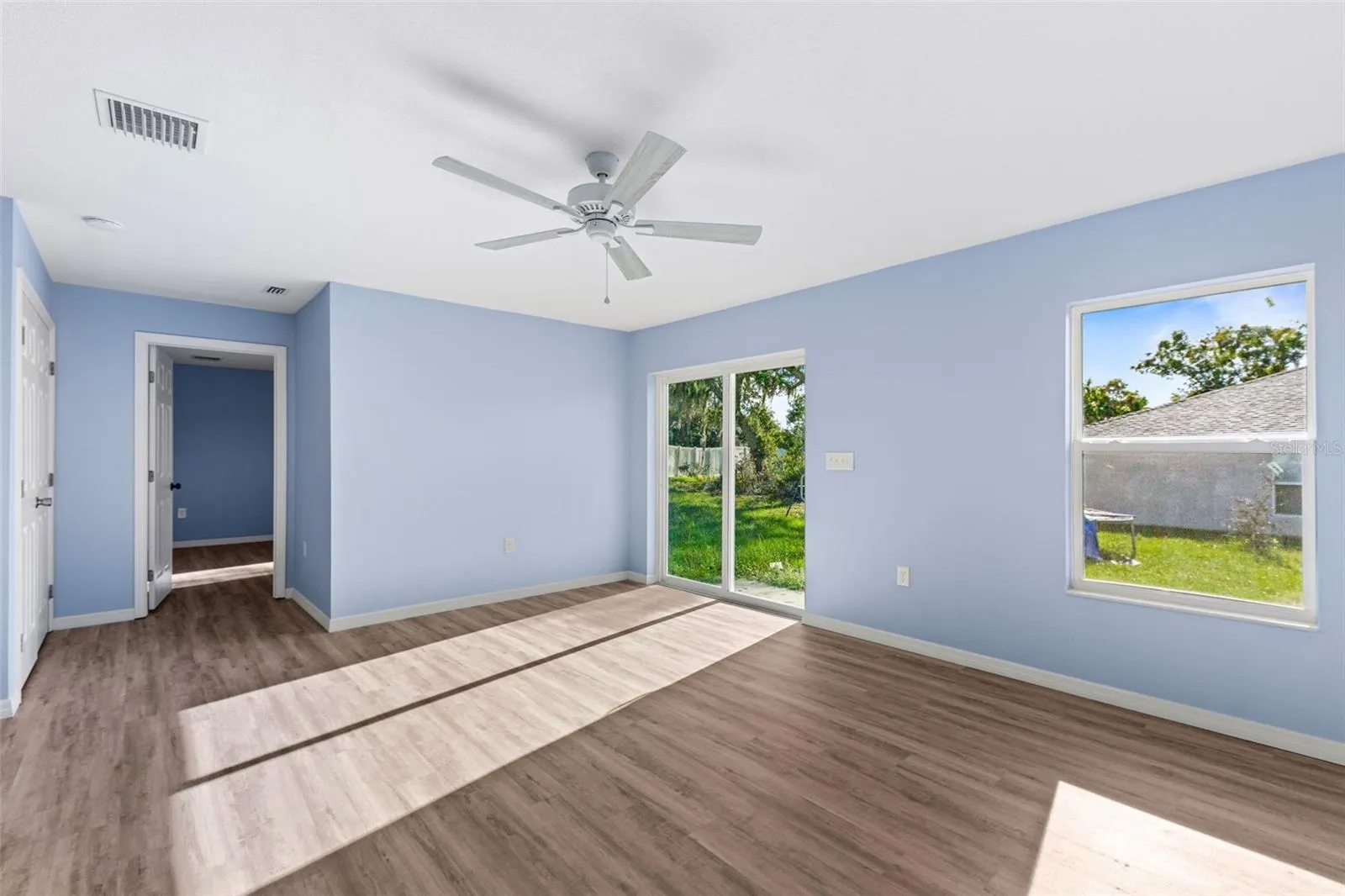 1825 HUDSON CT